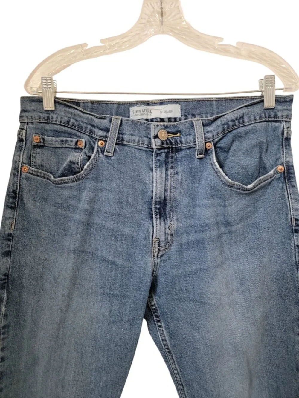 Levis levi signature